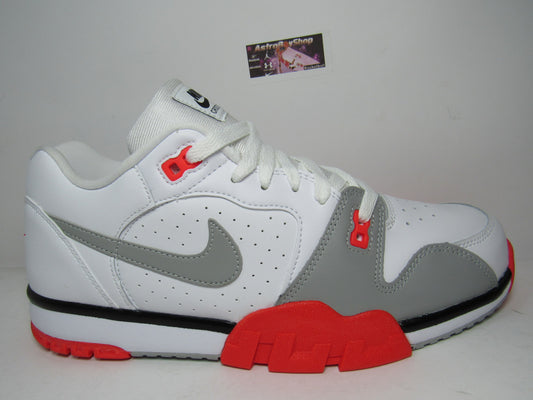 NIKE CROSS TRAINER LOW "INFRARED" EN CAJA
