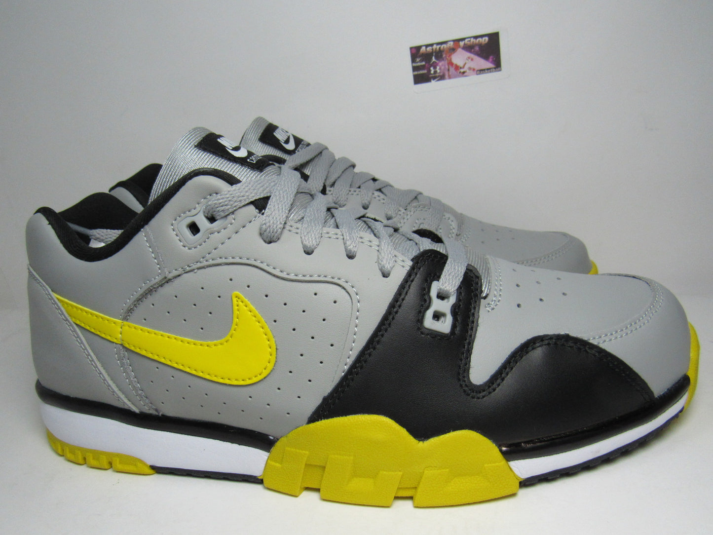 NIKE CROSS TRAINER LOW "SMOKE GREY" EN CAJA