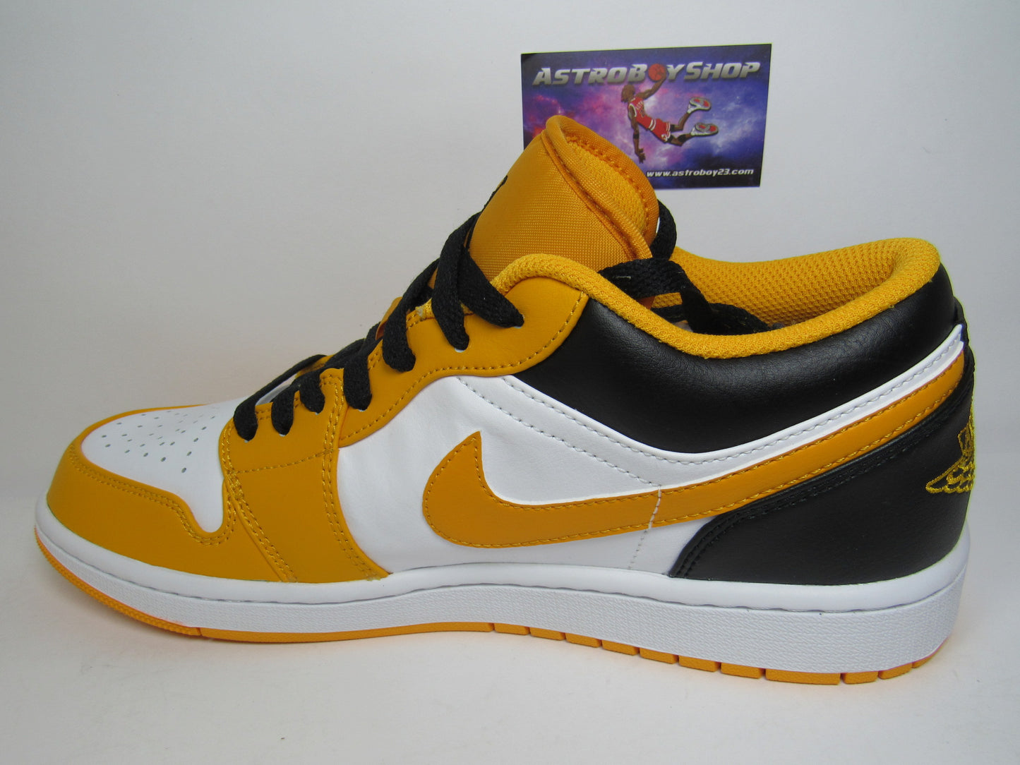 JORDAN 1 LOW TAXI EN CAJA