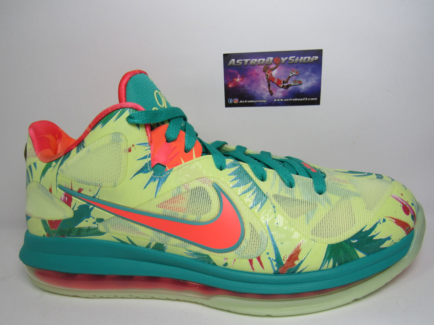 LEBRON 9 LOW "LEBRONALD PALMER" EN CAJA