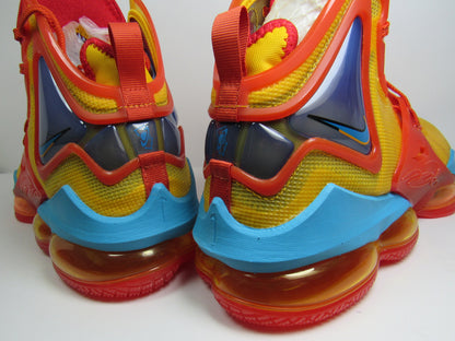 LEBRON 19 TUNE SQUAD SPACE JAM 2 EN CAJA