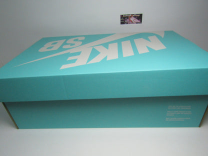 NIKE SB ALLEYOOP BLACK RED EN CAJA