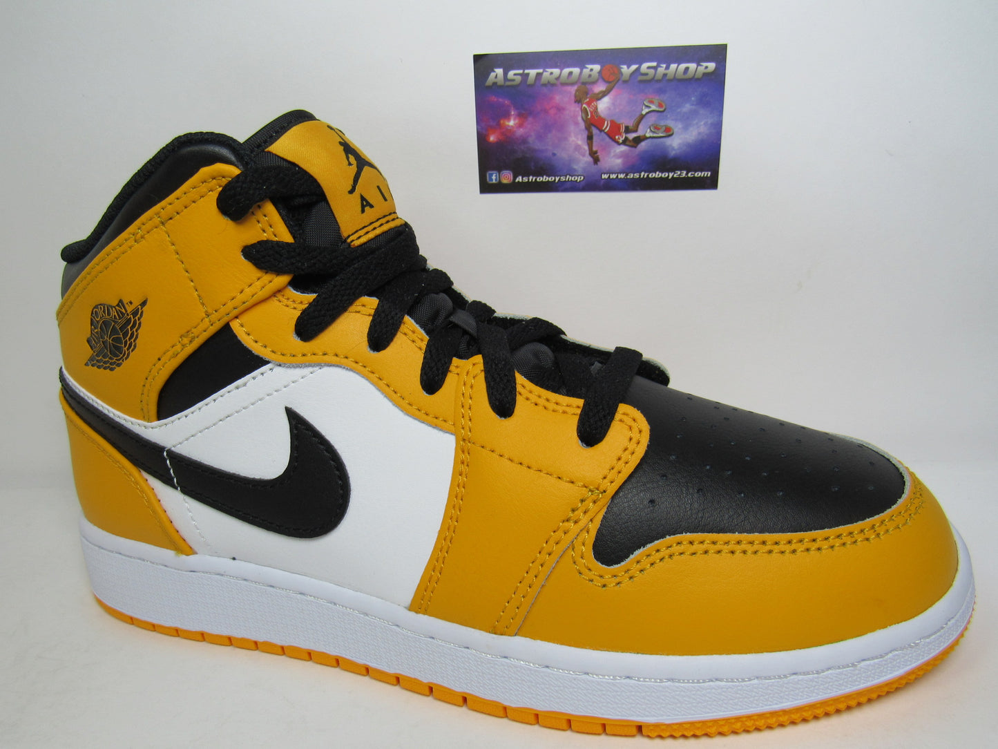 JORDAN 1 MID TAXI KIDS EN CAJA