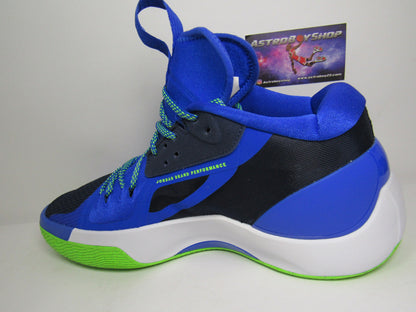 JORDAN ZOOM SEPARATE "MAVS" EN CAJA