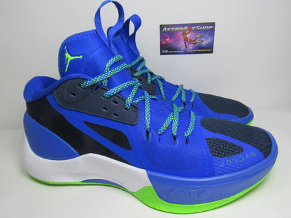 JORDAN ZOOM SEPARATE "MAVS" EN CAJA
