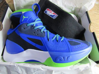 JORDAN ZOOM SEPARATE "MAVS" EN CAJA