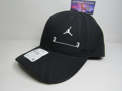 GORRA CURVA JORDAN ENGINEERED 23 BLACK C99