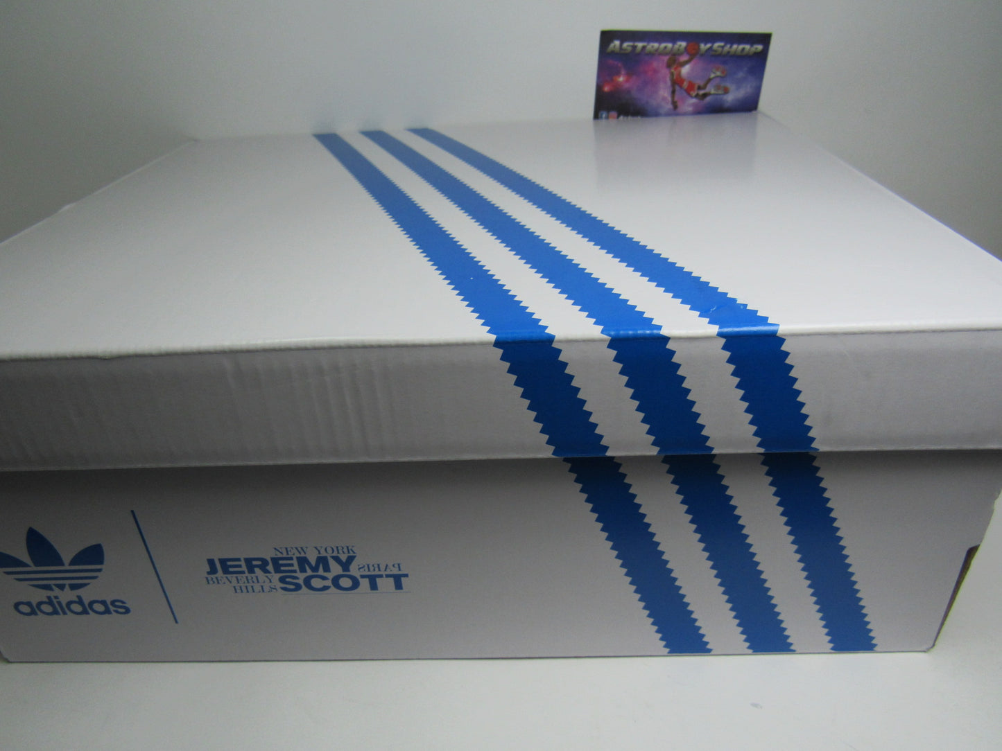 ADIDAS JEREMY SCOTT X FORUM WINGS4 EN CAJA