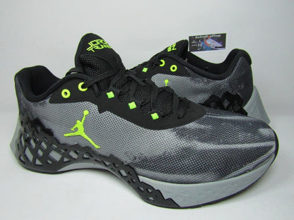 JORDAN TRUNNER LT GREY VOLT EN CAJA