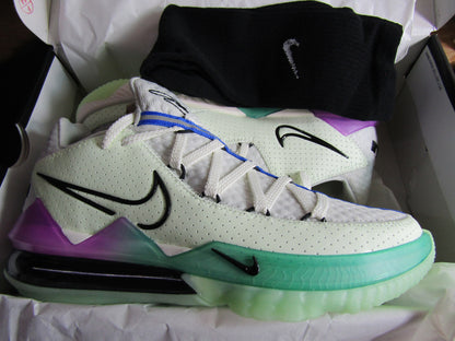 LEBRON 17 LOW GLOW IN THE DARK EDITION EN CAJA