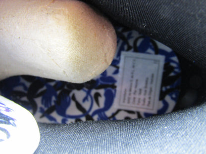 JORDAN 1 MID WOMENS SISTERHOOD EN CAJA CON EXTRA LACES