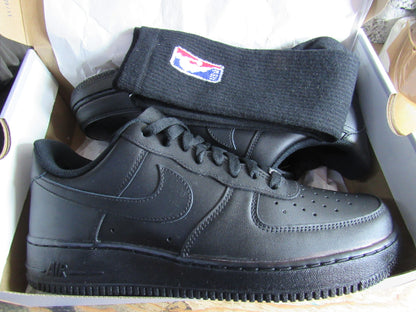 AIR FORCE ONE LOW 07 TRIPLE BLACK EN CAJA