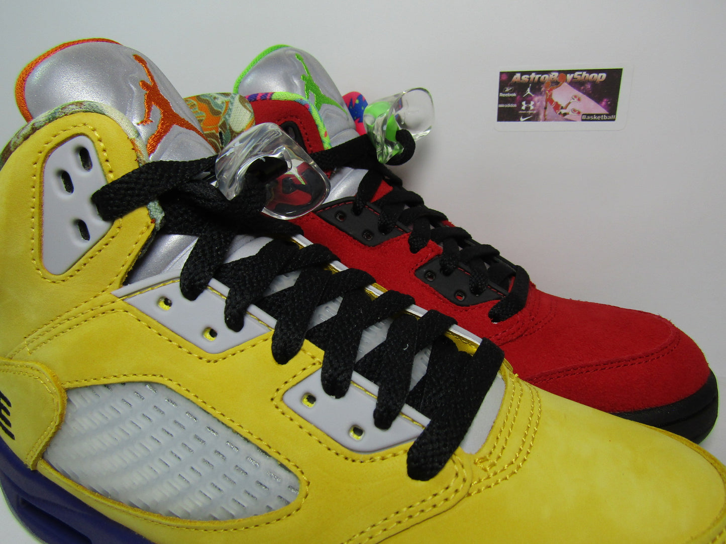 JORDAN 5 WHAT THE EDITION EN CAJA