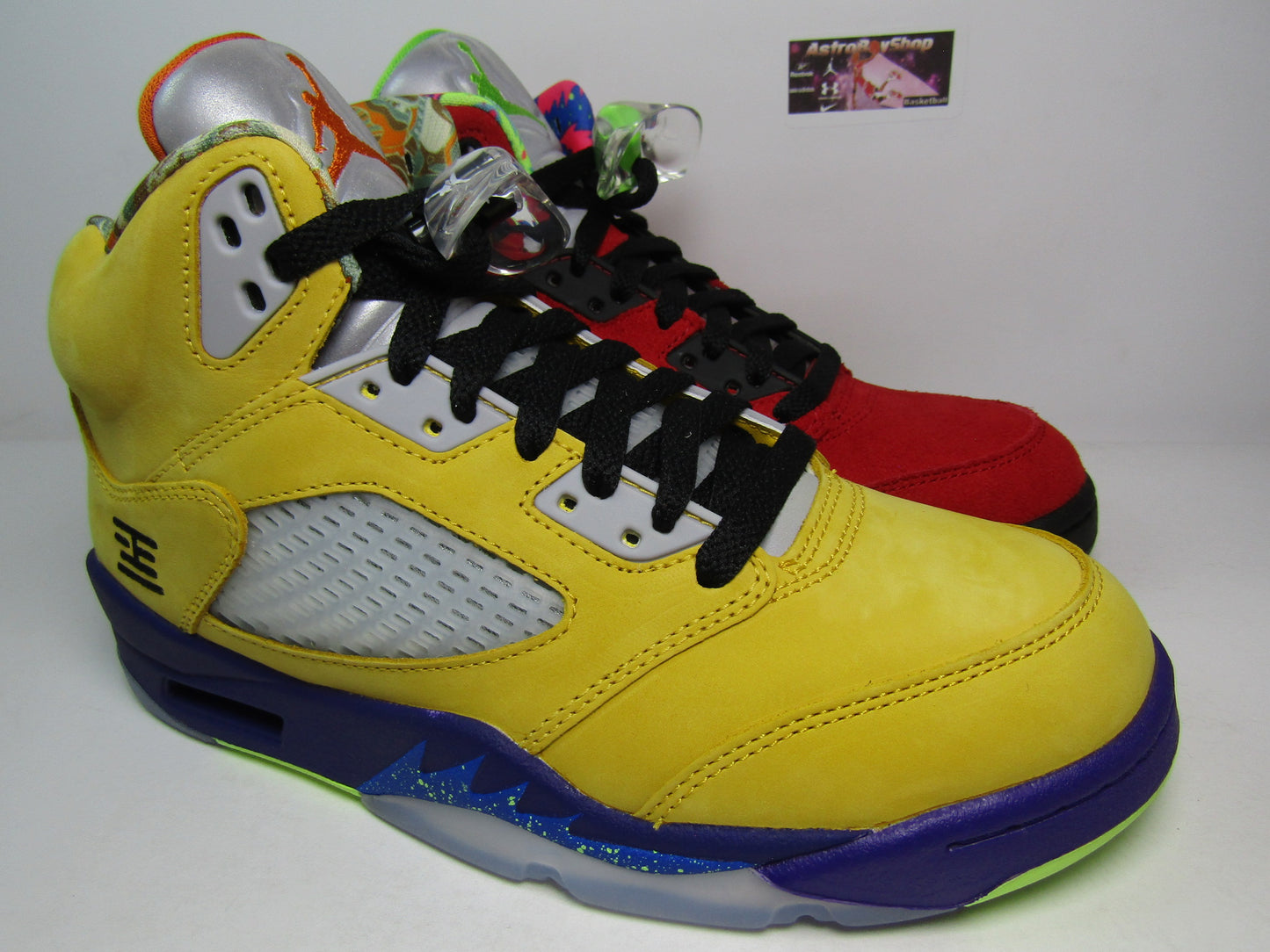 JORDAN 5 WHAT THE EDITION EN CAJA