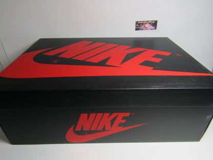JORDAN 1 HIGH BRED PATENT LIMITED EDITION EN CAJA CON LLAVERO
