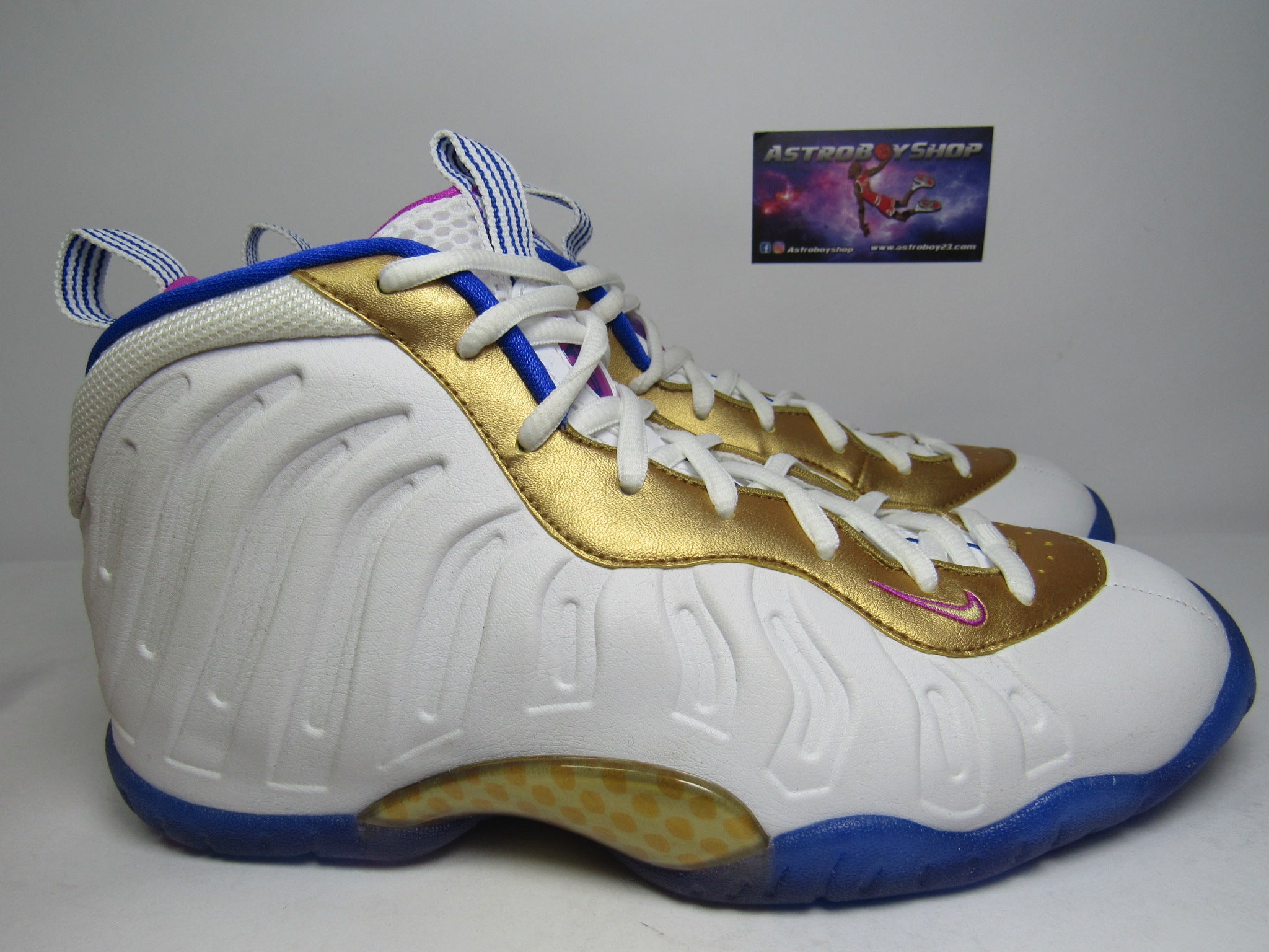 Nike little posite pro gold online