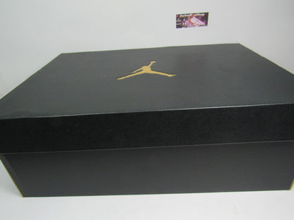 JORDAN 1 MID CRIMSON TINT EDITION EN CAJA