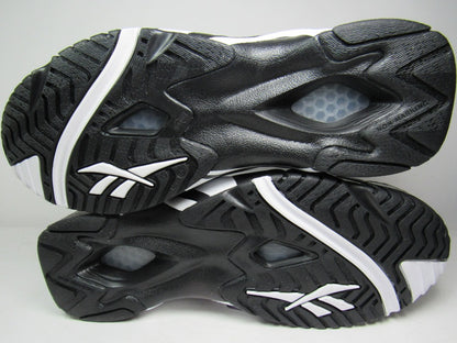 RBK KAMIKAZE 2 LOW OG BLACK AND WHITE EN CAJA