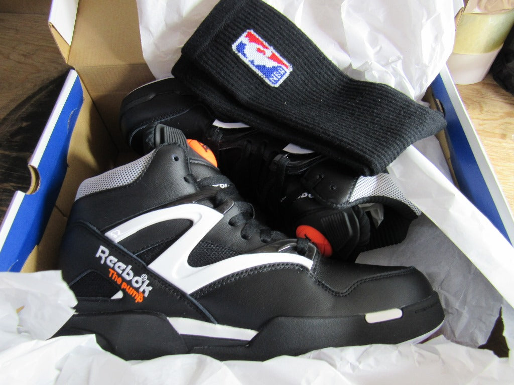 RBK DEE BROWN THE PUMP INFLABLES EN CAJA