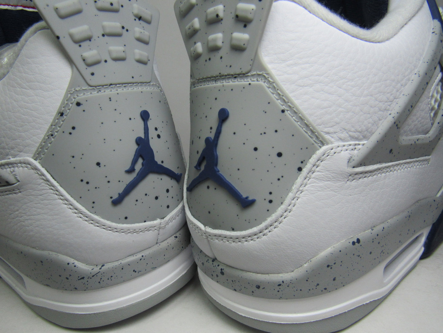 JORDAN 4 "MIDNIGHT NAVY" EN CAJA