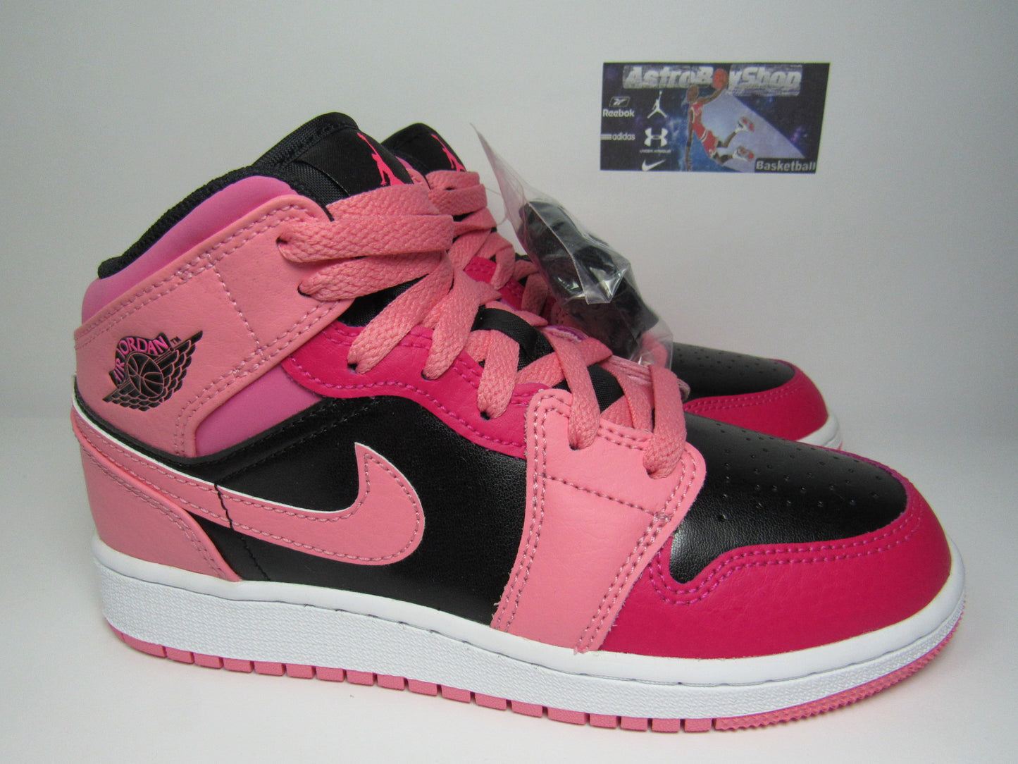 JORDAN 1 MID CORAL PINK EN CAJA