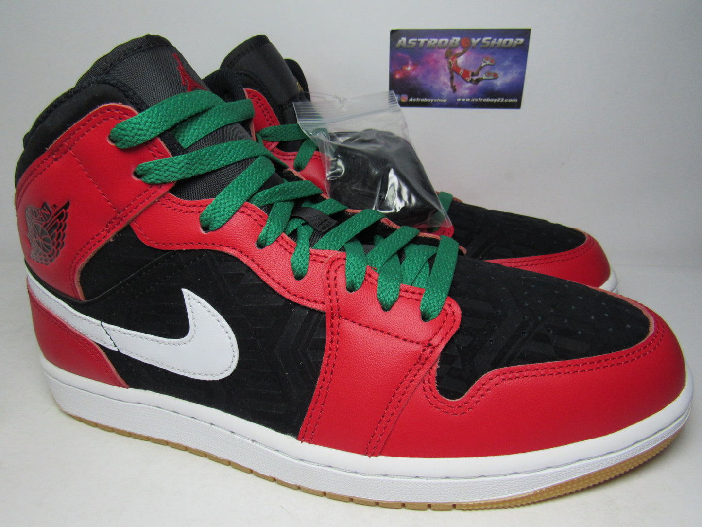 JORDAN 1 MID CHRISTMAST EN CAJA