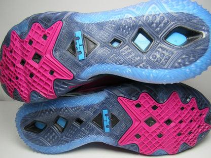 LEBRON 18 LOW FIREBERRY PINK EN CAJA