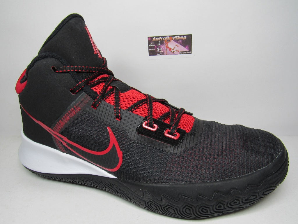 KYRIE IRVING FLYTRAP IV BRED EN CAJA