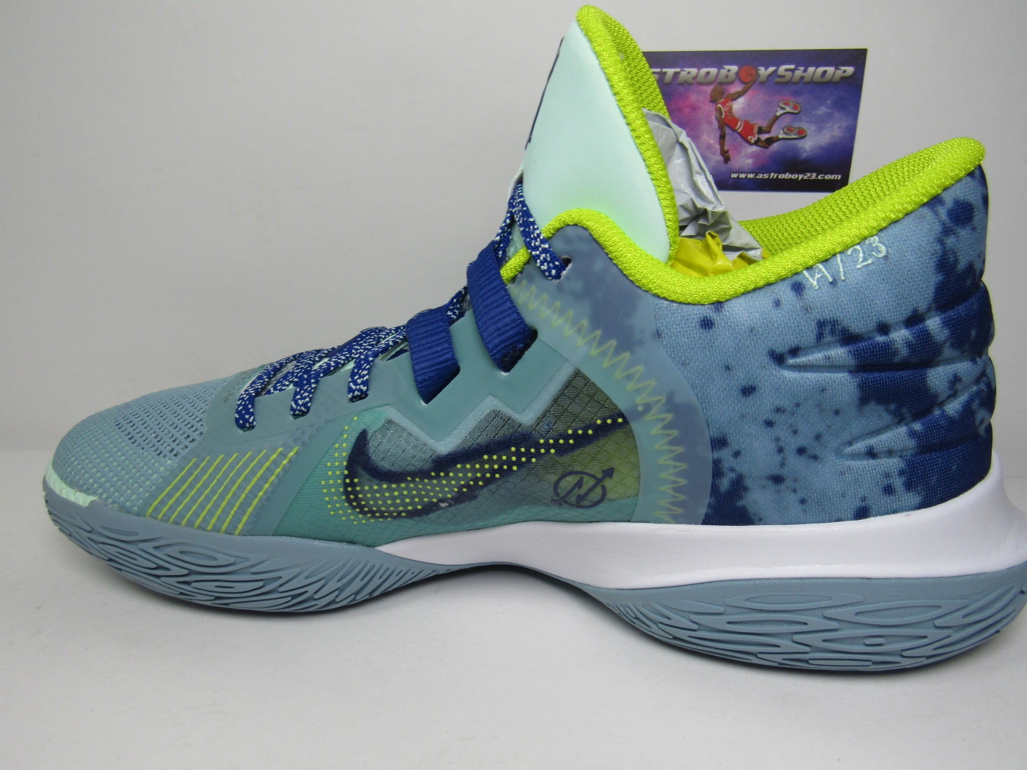 Kyrie irving shoes on sale blue