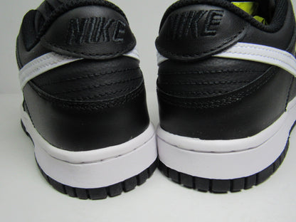 NIKE DUNK LOW KIDS BLACK AND WHITE EN CAJA
