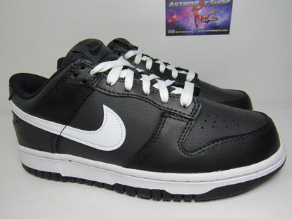 NIKE DUNK LOW KIDS BLACK AND WHITE EN CAJA