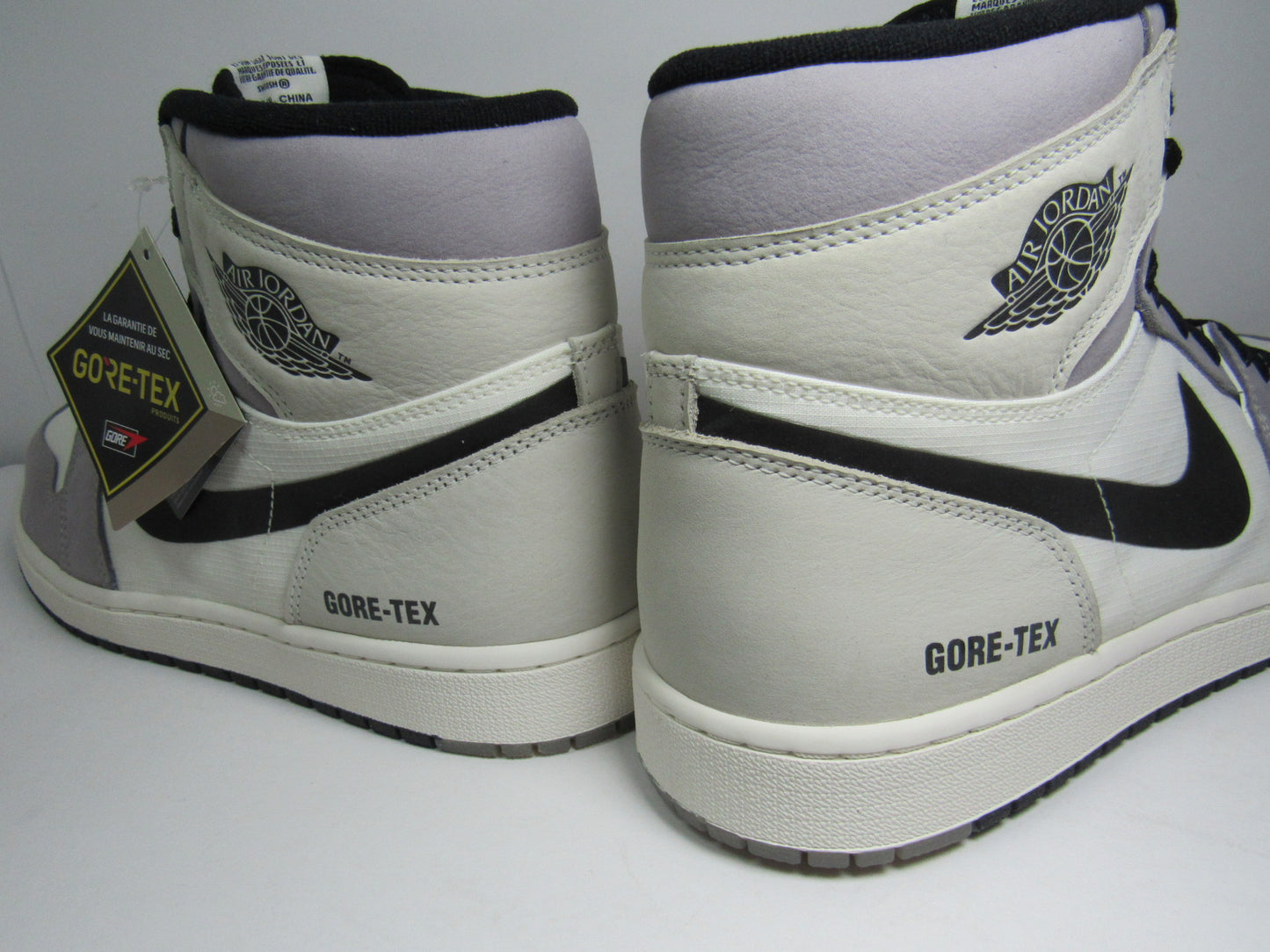 JORDAN 1 HIGH ELEMENT "GORE TEX" LIGHT BONE EN CAJA