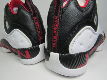 JORDAN JUMPMAN TEAM 2 CHICAGO BULLS EN CAJA
