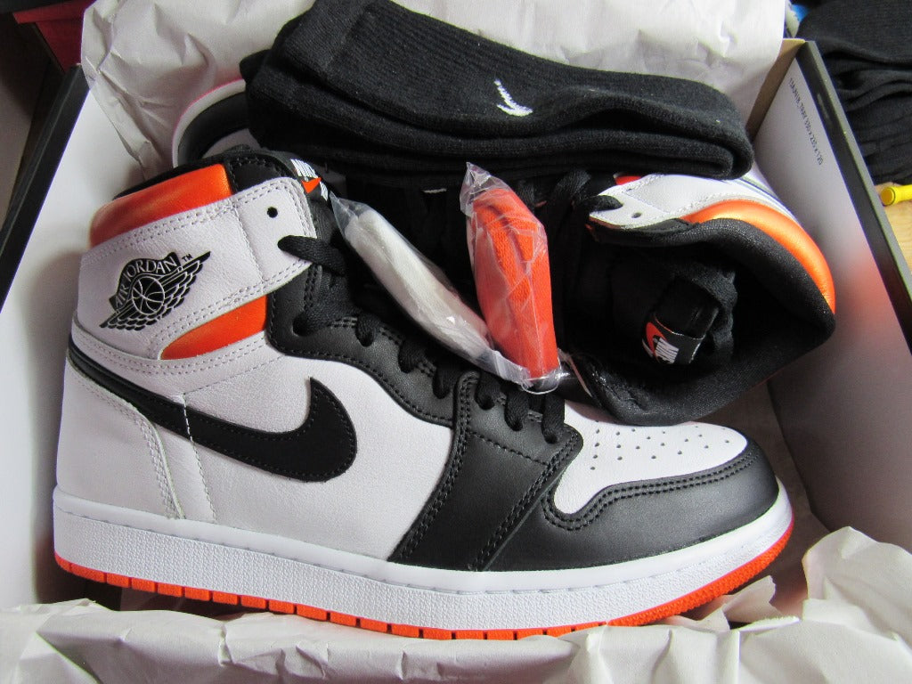 JORDAN 1 HIGH ELECTRO ORANGE EN CAJA ASTROBOYSHOP SNEAKER STORE