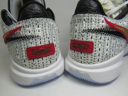 LEBRON 20 "DEBUT" EN CAJA