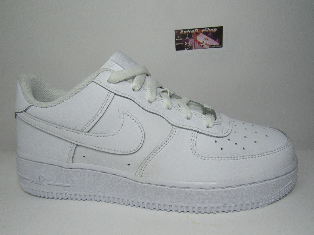 NIKE AIR FORCE ONE LOW LE TRIPE WHITE KIDS GS EN CAJA