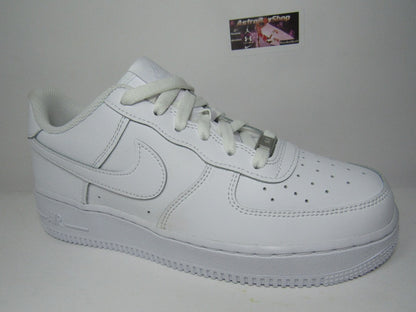NIKE AIR FORCE ONE LOW TRIPE WHITE KIDS EN CAJA