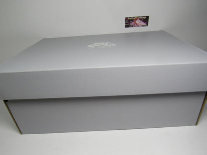 NIKE AIR FORCE ONE LOW TRIPE WHITE KIDS EN CAJA