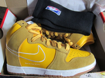 NIKE DUNK HIGH WOMENS UNIVERSITY GOLD EN CAJA