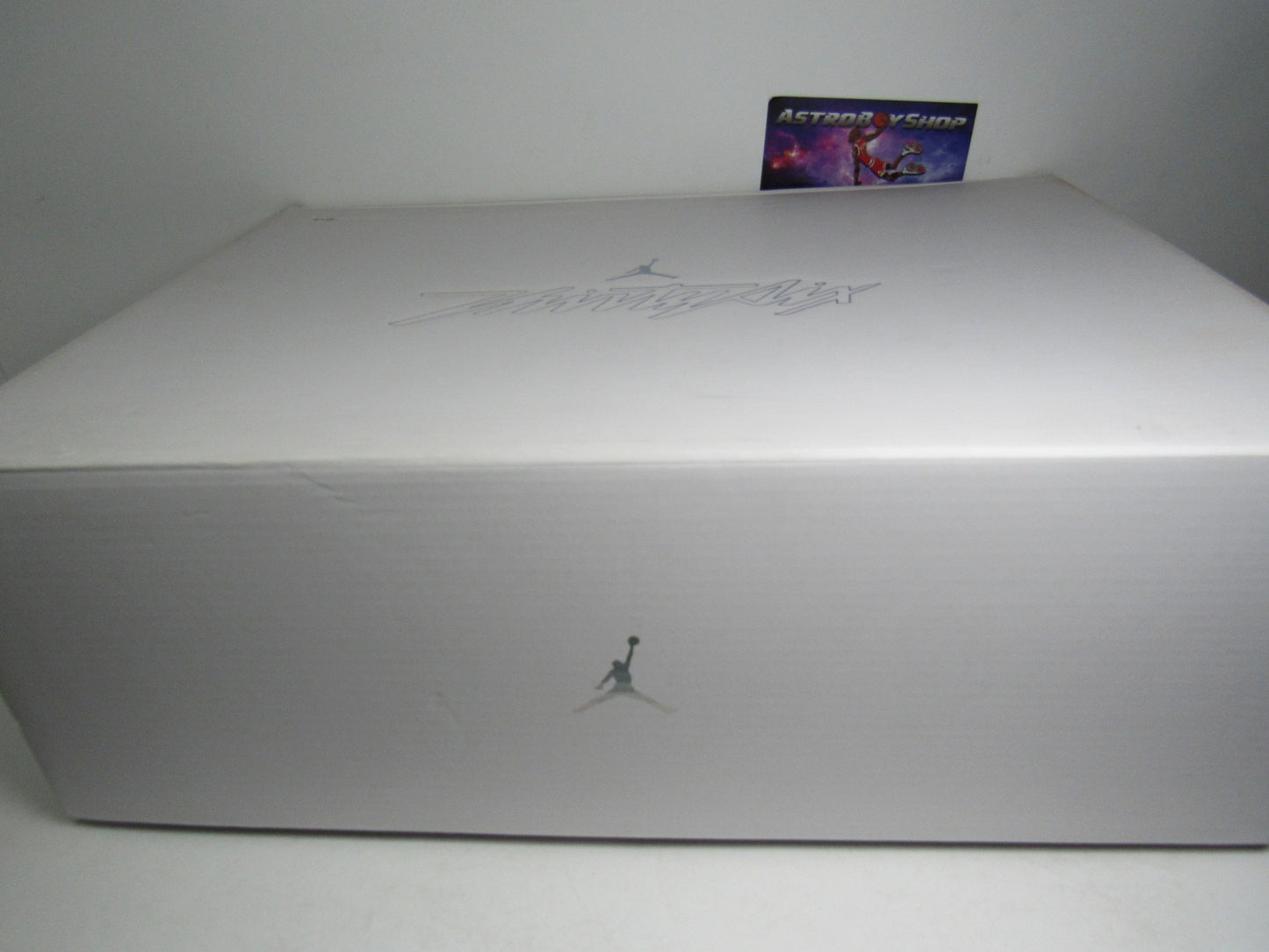 JORDAN 36 LOW INFRARED EN CAJA