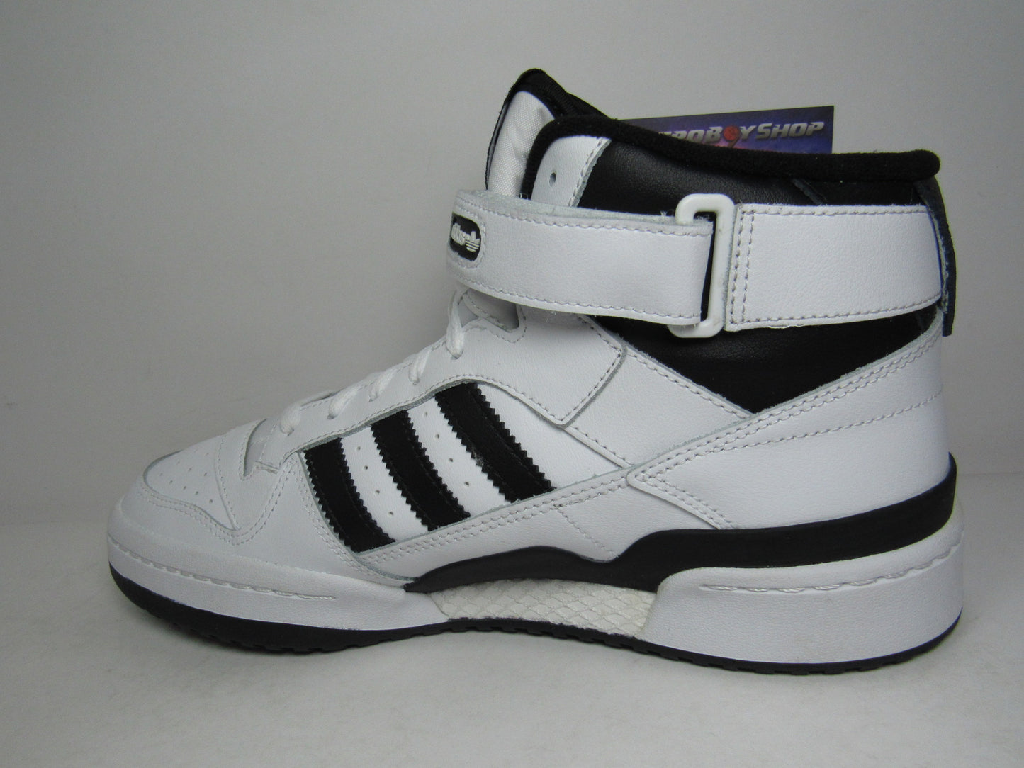 ADIDAS FORUM MID WHITE & BLACK EN CAJA