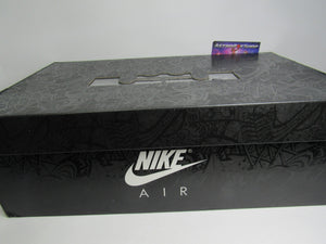 LEBRON 19 LOW "GHOST GREEN" EN CAJA