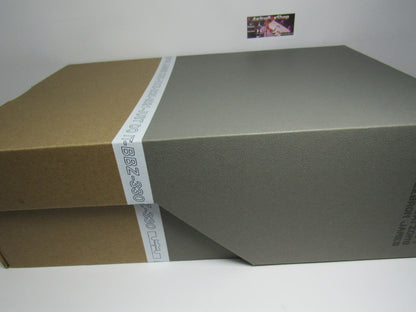 LEBRON 18 LOW "COYOTE VS CORRECAMINOS" KIDS EN CAJA