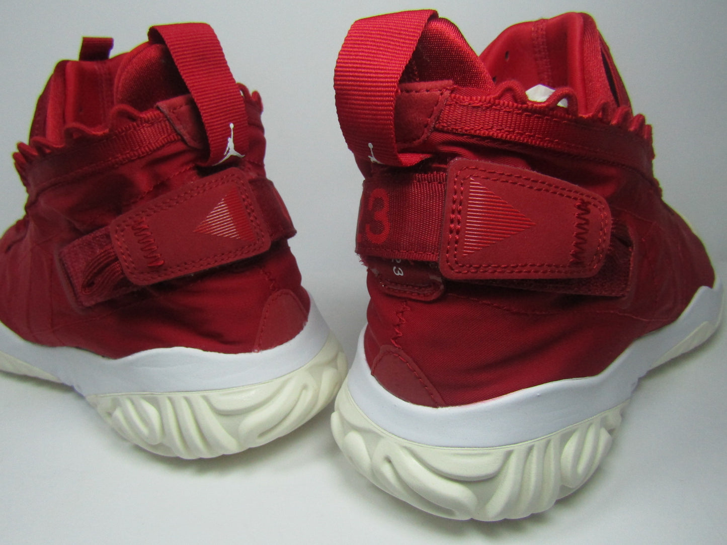 JORDAN PROTO REACT RED