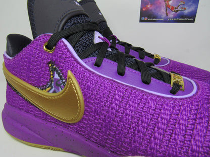LEBRON 20 KIDS "VIVID PURPLE" EN CAJA