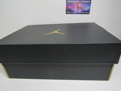 JORDAN 1 MID PS KIDS BARELY GRAPE EN CAJA (17 CM)