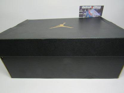 JORDAN 1 LOW MOCHA EN CAJA