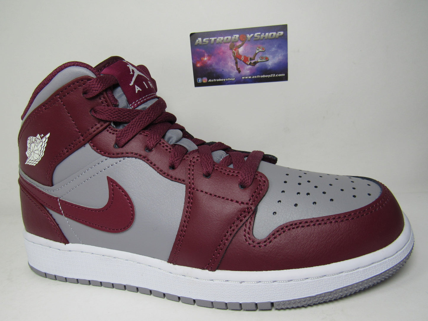 JORDAN 1 MID KIDS CHERRYWOOD EN CAJA