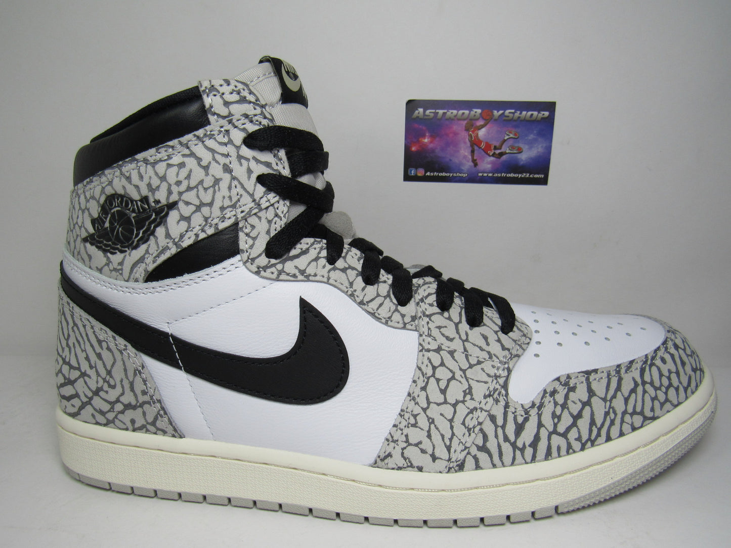 JORDAN 1 HIGH "WHITE CEMENT" EN CAJA