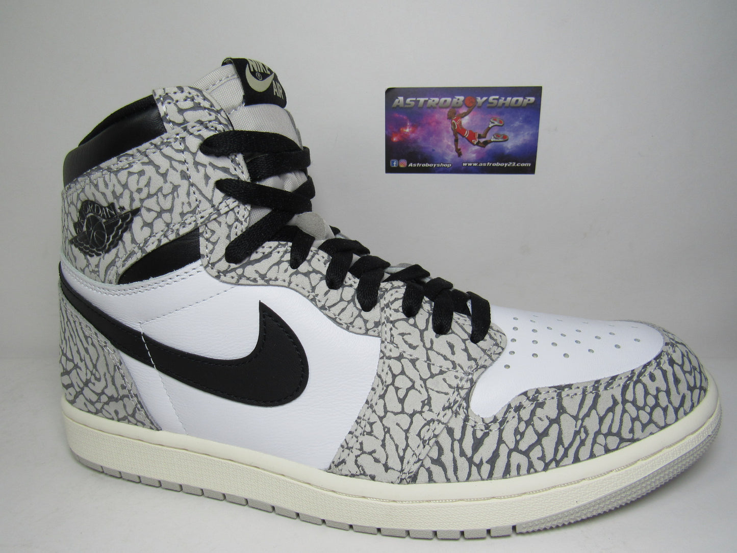 JORDAN 1 HIGH "WHITE CEMENT" EN CAJA